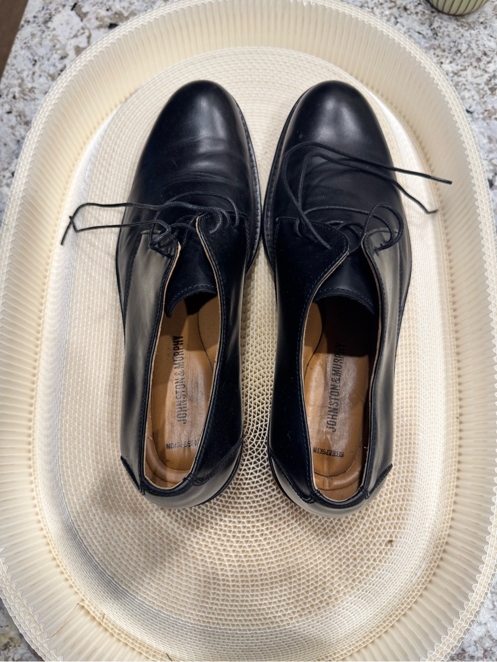 Johnston & Murphy Black Leather Lace-Up Oxfords size 10